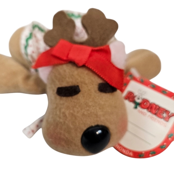 Vintage Burger King Hallmark Small Rhonda the Reindeer Plush Holiday 1984 E37 - Picture 2 of 11